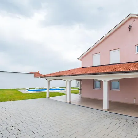 Sun Haven Oasis Villa Mostar