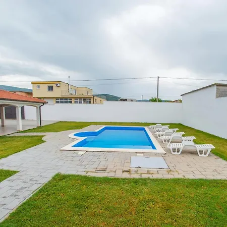 Sun Haven Oasis Villa